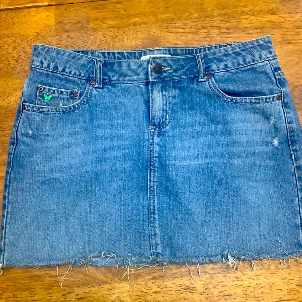 Aeropostale Jean Mini Skirt, It’s gently used. Waist size 30 in and length 14 in